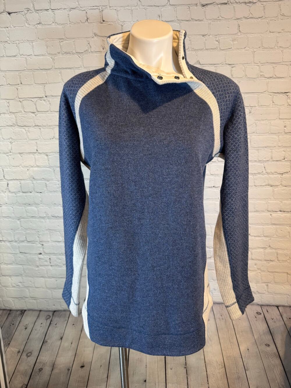 PrAna Brandie Sweater. Steel blue. XL. Recycled wool blend.